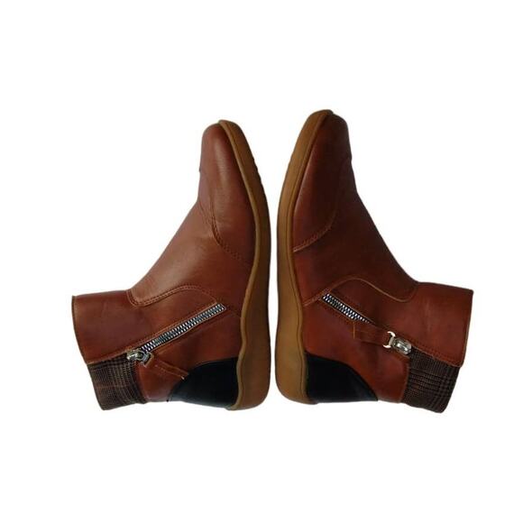 Women's Ankle Boots Cognac Brown, sherpa lined Size 7 - Picture 7 of 11